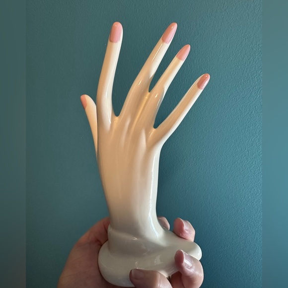 Vintage handmade ring holder - Picture 5 of 8